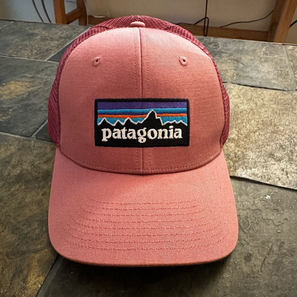 Patagonia Trucker Snapback Hat OS.